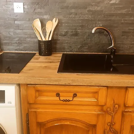 Du Apartment